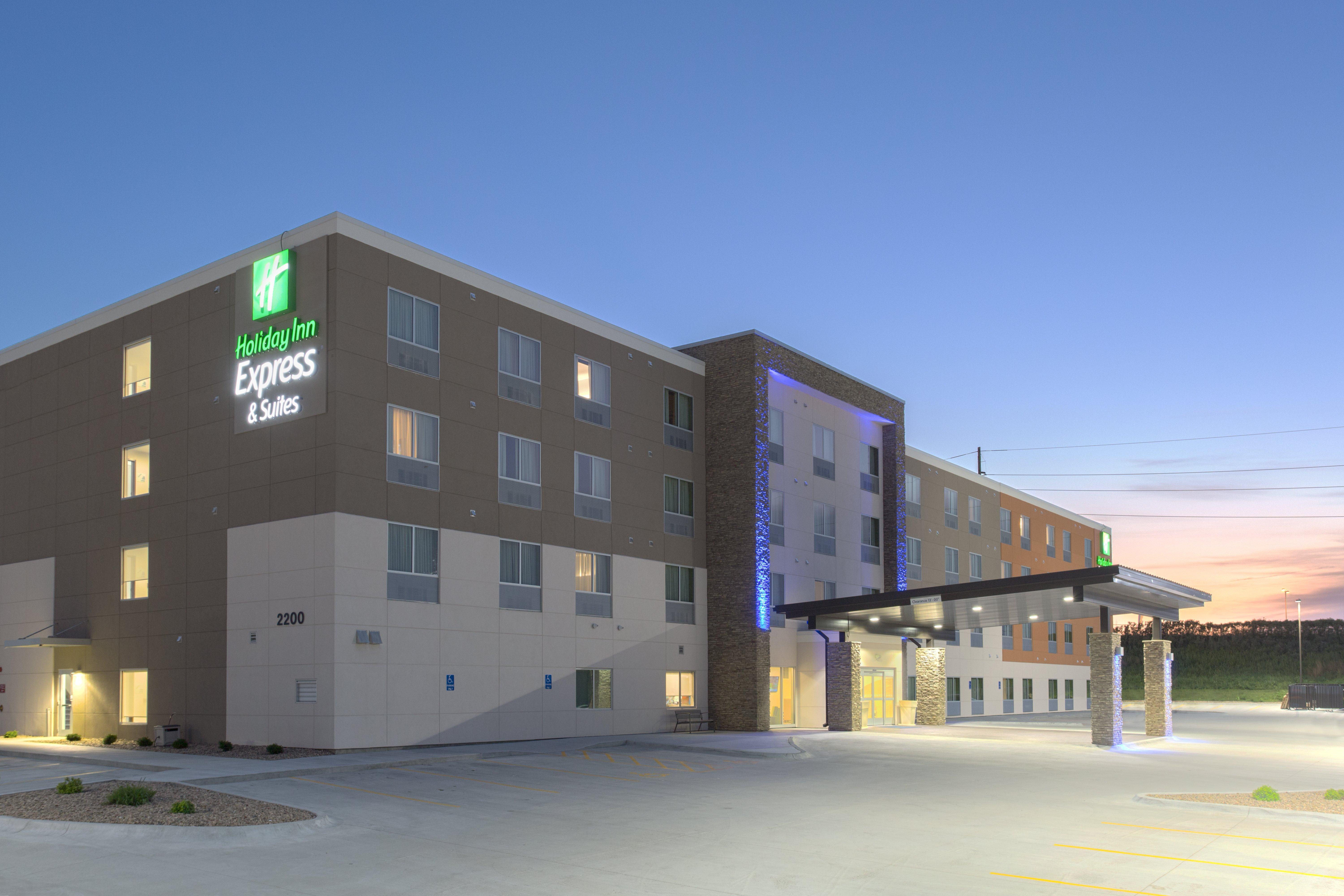 Holiday Inn Express & Suites Lincoln I - 80 By Ihg Εξωτερικό φωτογραφία
