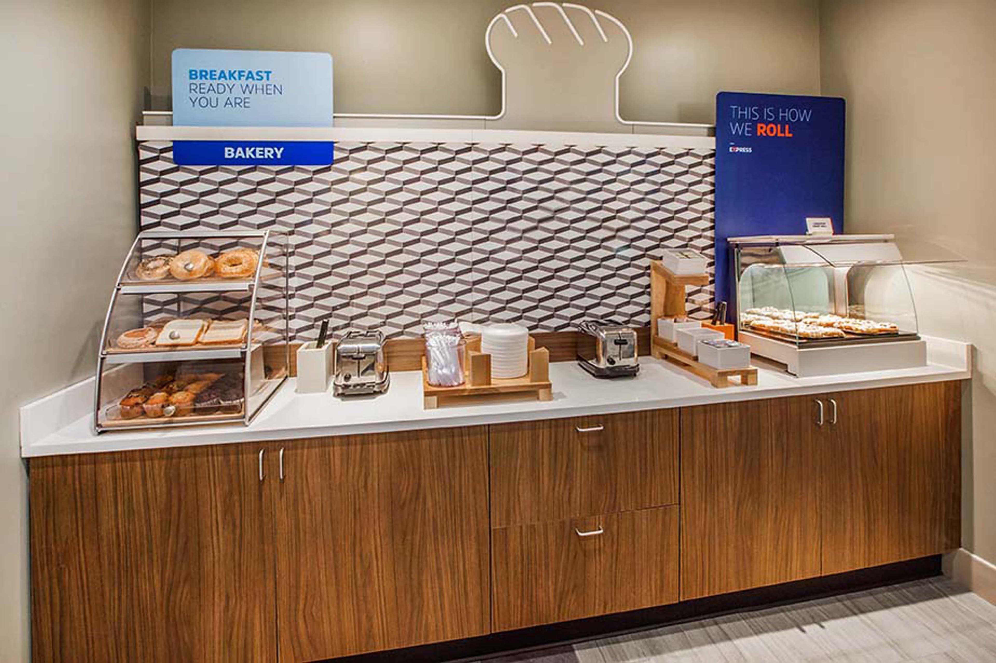 Holiday Inn Express & Suites Lincoln I - 80 By Ihg Εξωτερικό φωτογραφία