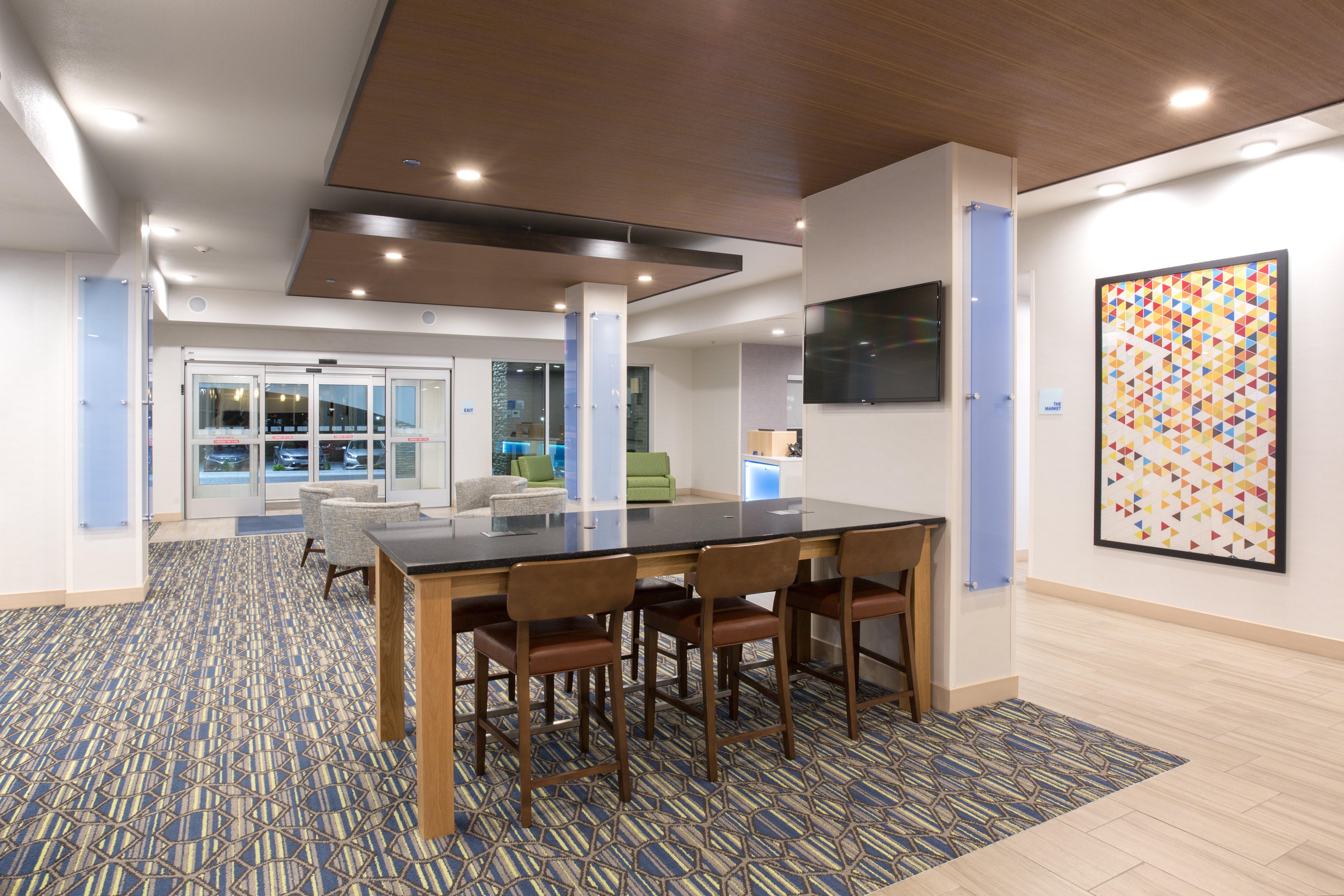 Holiday Inn Express & Suites Lincoln I - 80 By Ihg Εξωτερικό φωτογραφία